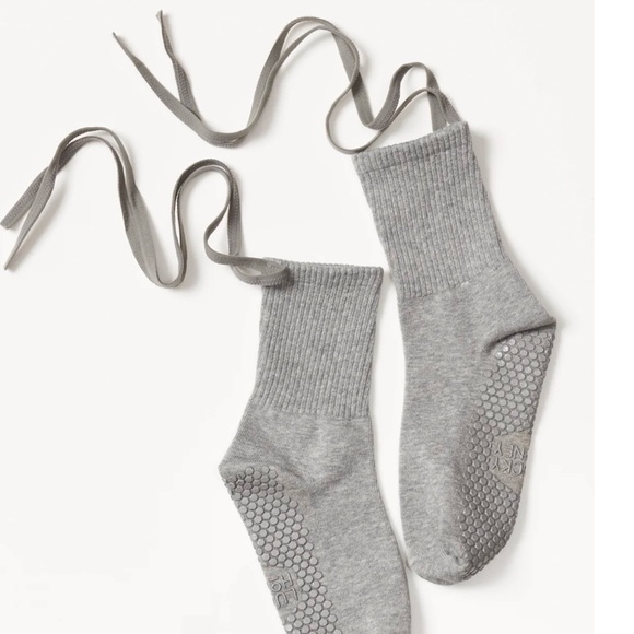 Lucky honey the Nina grip sock in gray one size fits all - Picture 4 of 10